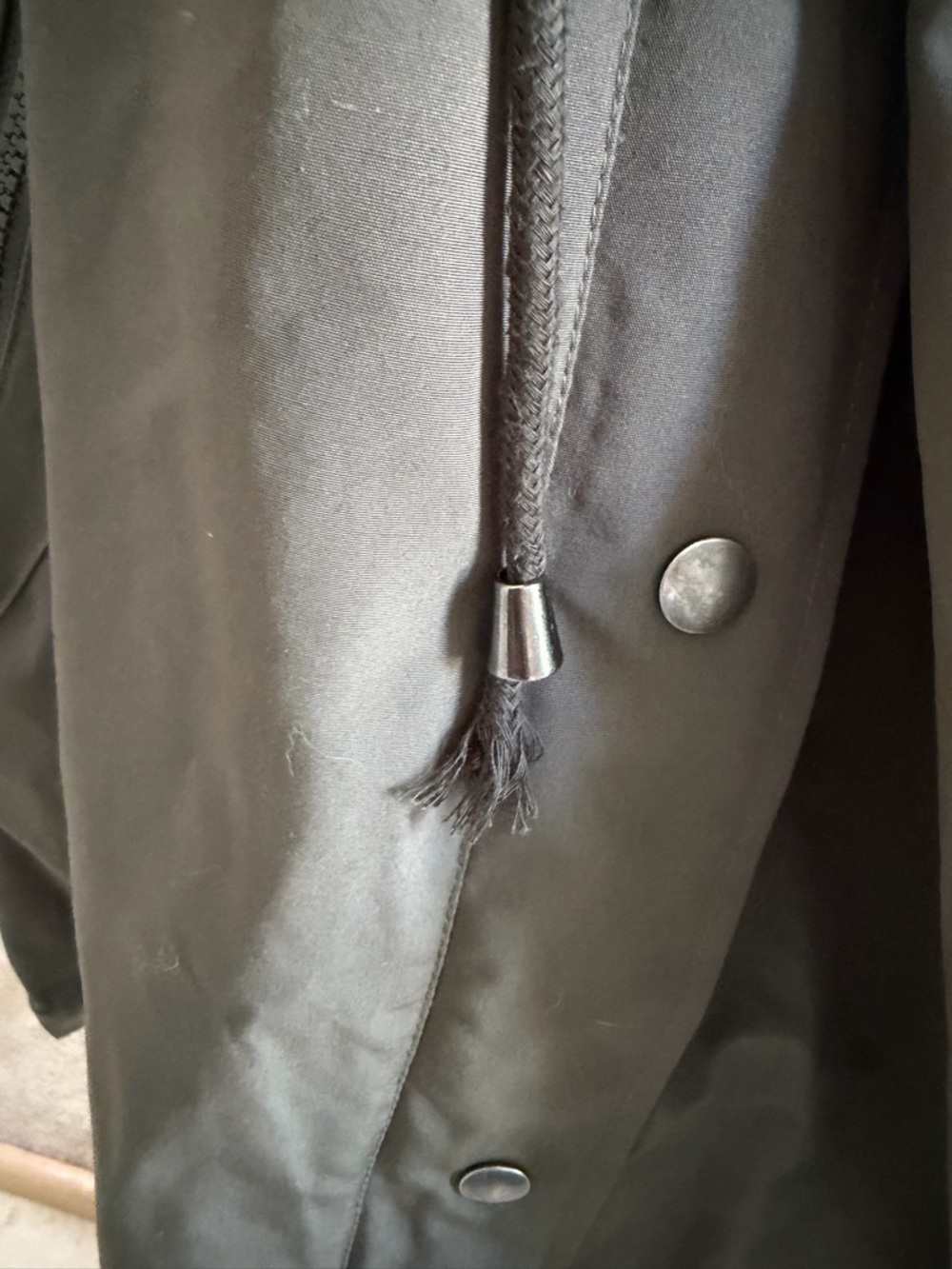 Seraphine Maternity 3-in-1 Babywearing Lined Parka with Removable Fur Collar - Picture 10 of 10